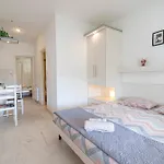 Haus Renate * 니키티