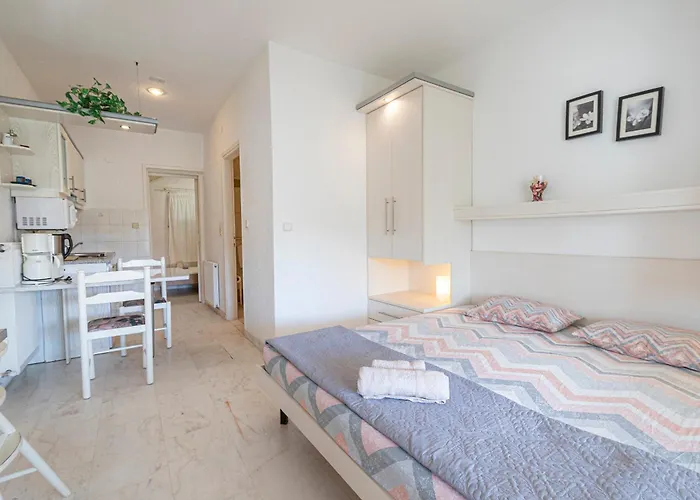 Haus Renate * ניקיטי